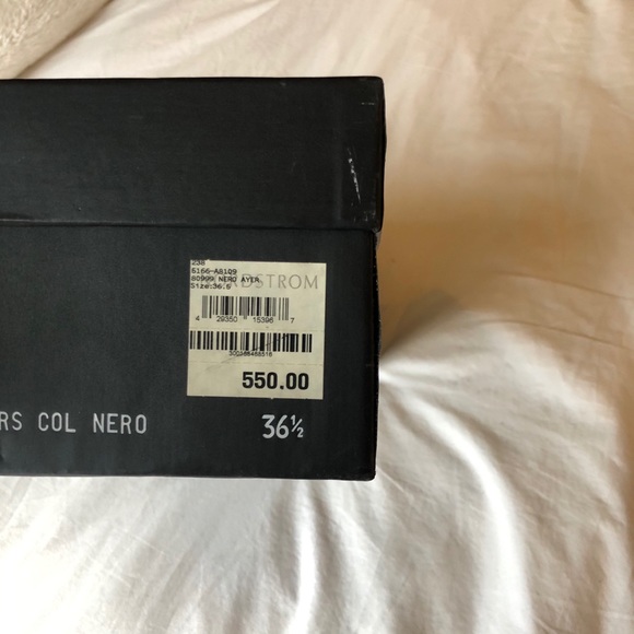 Dolce & Gabbana snake skin pumps - Picture 6 of 6